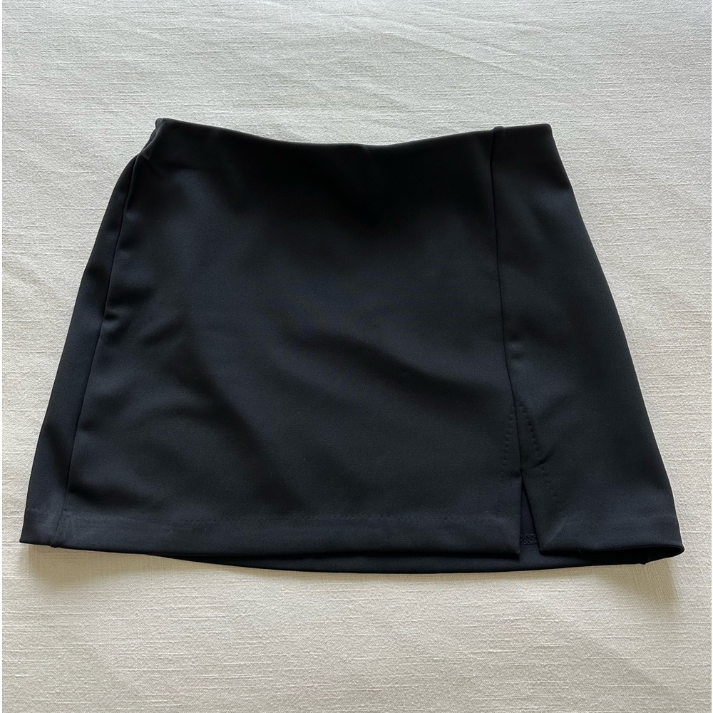 black mini skirt